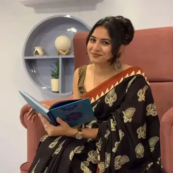 Psychologist Anushka Prakash at Metta Therapy & Wellness Clinic in Kharghar and Ghansoli